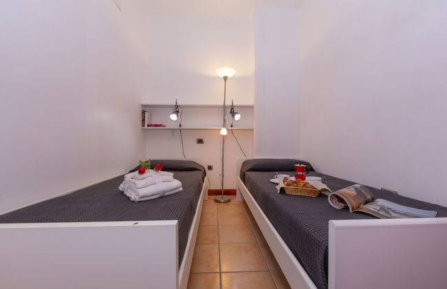 Palazzo Apartments - Porto Letizia - Foto 15