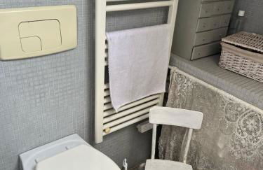 Unique Family House Steps from Port Miquel Beach - Foto 27