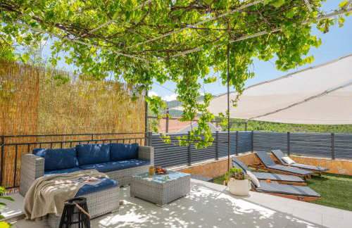 Luxury Villa Kristina with Heated Pool near Omis for 12 Guests - Foto 9