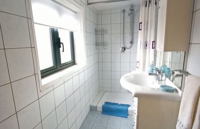 Apartment With Air-con and Pool - Foto 10