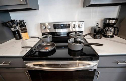 Sleek Studio With Private Parking Near Tx Med Ctr - Foto 18