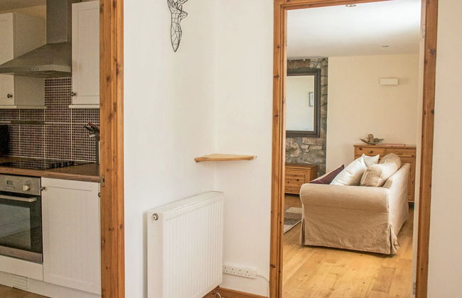 Old School - Photo 9