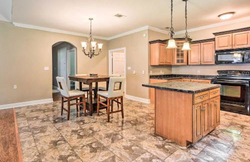 Gorgeous Home with Fireplace, Near St Louis Bay - Foto 5