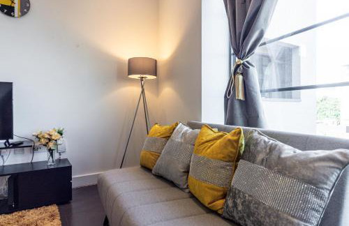 Stylish 2 bed Flat in London with River Thames views Access to boat rides into London-Near O2 Arena and Excel, Fast Wi-Fi, Free Parking, Excellent links Elizabeth and Southeastern Train Line - Foto 10