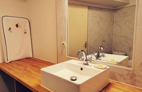 Charmant appartement, plein pied, 2 places parkings - Foto 11