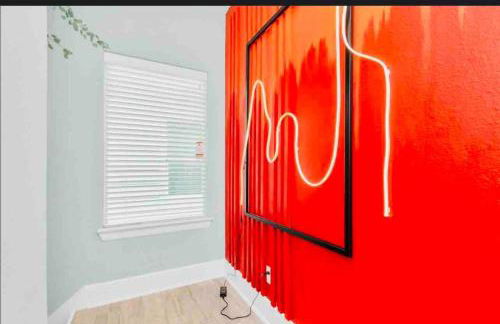 CAMP OUT - Big Backyard - 5mins To Downtown - Foto 31