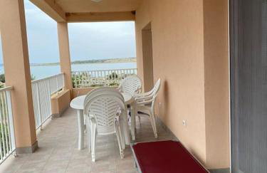 Apartman u iznimnoj blizini mora za miran odmor - Photo 11