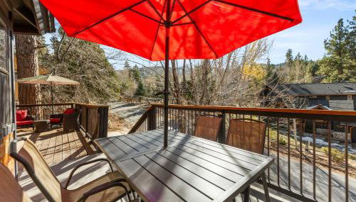 Black Bear Lodge at Moonridge - Close to Slopes, Modern, Hot Tub, Fireplace, Deck - Foto 5
