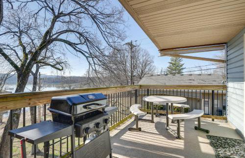 Lake Views and On-Site Hiking Cape Fair Cottage - Foto 2