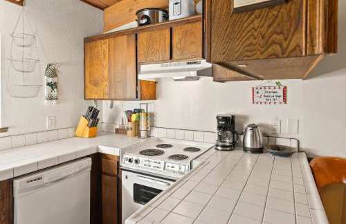 2BR Overlooks Shared Pool Near Gondola & Village - Foto 20