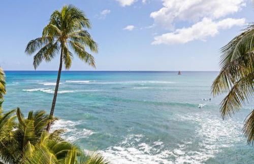 Stunning Golf Course front near the beach - Photo 52