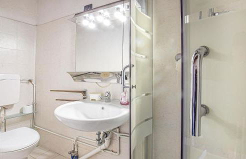 Awesome Home In Ziona With Wifi - Foto 19