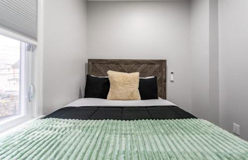 Modern Escape 3BR Apt with Parking - Foto 22
