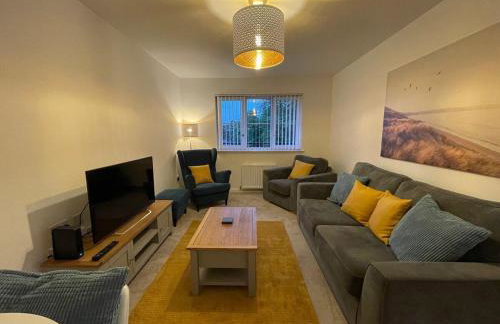 2 bedroom luxury flat in quiet village of Bishopton - Foto 3