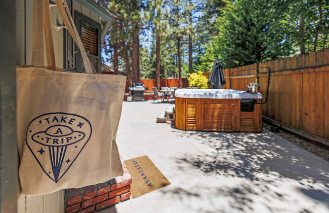 Alpenglow Chateau by Avantstay Ideal Big Bear Location w/ Pool Table & Hot Tub! - Foto 37
