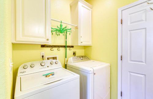 Ocean-View Balcony! Coastal Haven in Crystal Beach - Foto 18