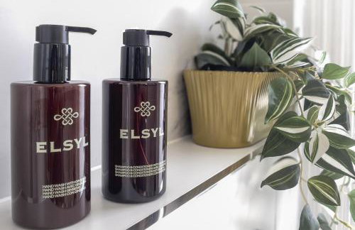 Bright 1 bedroom apartments near Farnham Castle - Photo 53