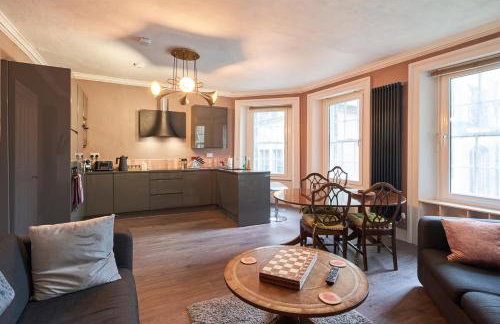 3 Bedroom Apartment - Historic Old Town - Foto 27