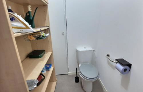 Vaste appartement avec terrasse, parking, proche Parc Expo Avignon - Photo 20