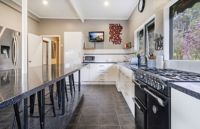 Mole Creek Cabins - Photo 40