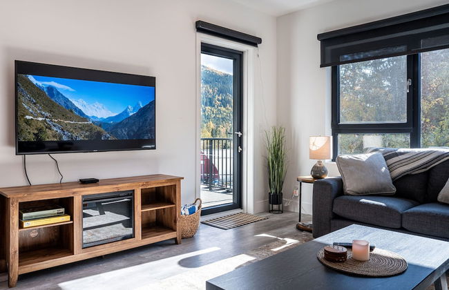 Mountainview Escape Revelstoke Vacations - Photo 19