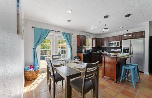 Grotto Pool House, 3 bed, 2 bath, IMG 3 miles, AMI - Foto 42