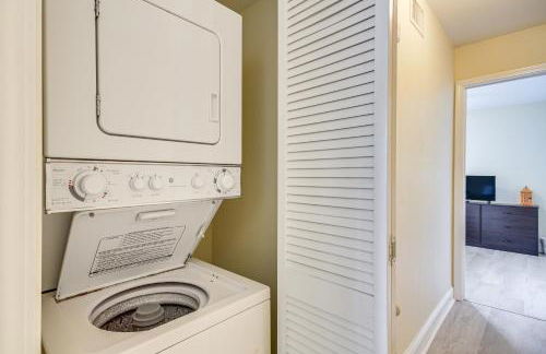 Airy Biloxi Condo with Patio Walk to Beach! - Photo 19