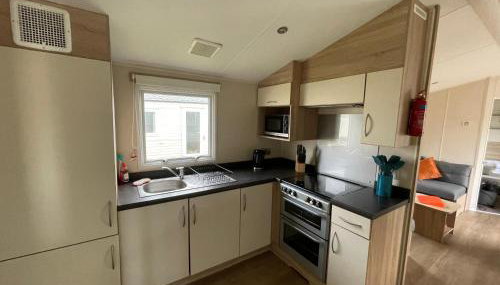 Great Yarmouth 10 Berth KP Holiday Home - NOW with Linen - Foto 3, stove, pet friendly, toaster, minibar