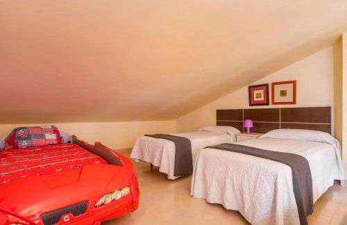 Villa Sitges Ilusión 15 minutes by car from Sitges Sleeps 16 people XXL swimming pool - Foto 51