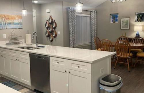 Brand New 3 Bedroom Condo in Bettendorf - Photo 5