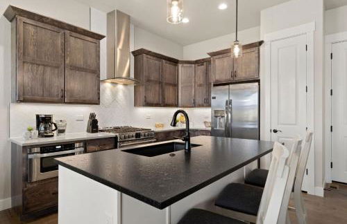 Scenic Mountain Retreat Golf, Pickleball, Relax - Foto 40