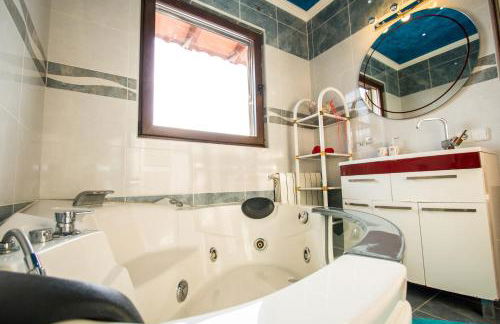 Bonita Casa Suit, Porto Colom, Piscina, AC, Wifi y Netflix - Foto 57