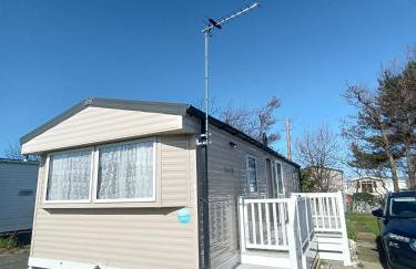 Ollys House - Photo 1