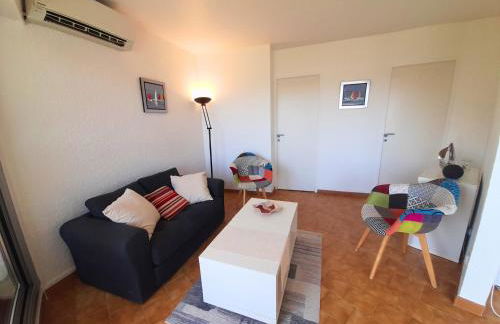 Port Horizon - T3 terrasse vue port climatisé piscine WIFI résidence Escale Port - Foto 12