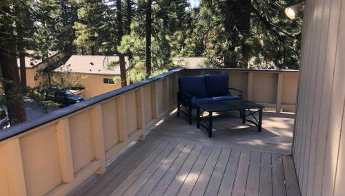 Fun & Air Conditioned Lake Tahoe 3 BR/2.5 BA Home - Foto 4
