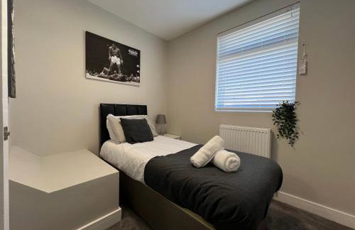 Immaculate Newly Refurbished 4 Bed House - Foto 8