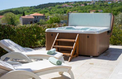 Villa Luca with pool and jacuzzi - Foto 19