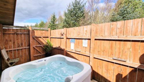 Lomond 4 with Private Hot Tub - Fife - Loch Leven - Lomond Hills - Foto 4