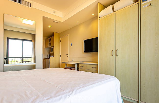 Estúdios Modernos em Resort pé na areia - Jurerê Beach Village JBVJR - Photo 30