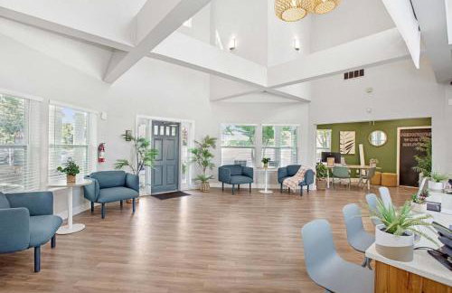 New Seasonal Comfort near USC and Riverwalk Trails - Foto 42