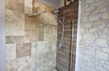 Suite Chalet avec jacuzzi YaoSpa60 - Photo 6