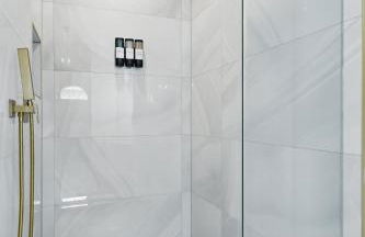 4BD Tropical Pool Oasis with a Game Room - Photo 27