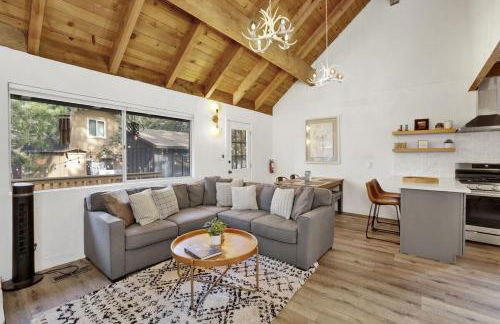 Large Bear Lodge by Big Bear Vacations - Foto 1