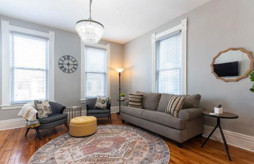 Main Street 2BR, Walk to Bars, Stadiums, Downtown - Foto 9