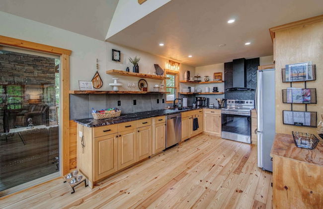 Four Bear Hideaway Coosawattee River Resort! - Foto 9