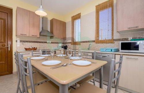 Thea Dikella - Foto 16