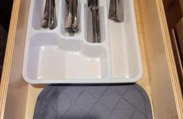 Modern 3Bedroom Duplex with Kitchen, WiFi and Free Parking Kannapolis - Photo 54