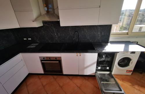 Queen Mary - Torre Faro Messina - Foto 32