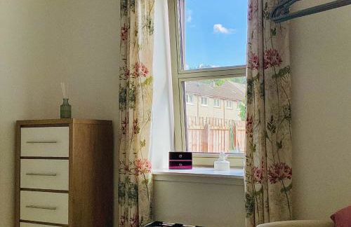 Cottage in Mid Calder Village near Edinburgh - Foto 10