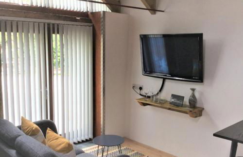 Re-imagined Stone Barns in the Country Near the Coast - Foto 2